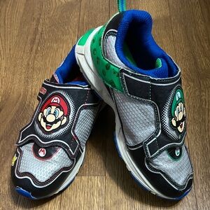 SALE! Nintendo Super Mario Kids Sneakers, Size 2